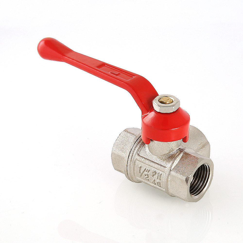 VT360 № 04 Кран шар.3-ход. 1/2 вн.вн.вн тип L (6/72)