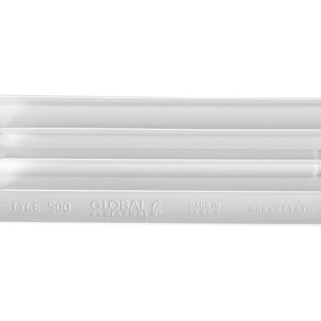 Радиатор биметалл. STOUT STYLE 500  8 секции SRB-0110-050008 бок. подключение